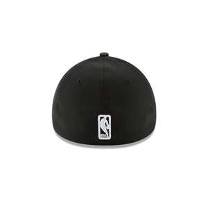 Bulls New Era Black Team Classic 3930