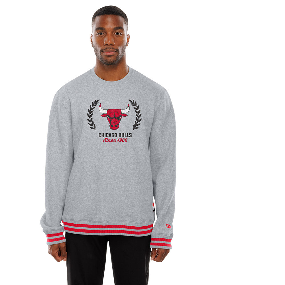 Bulls New Era 2025 Appliqué Sweatshirt
