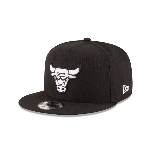 Bulls New Era White Logo 950