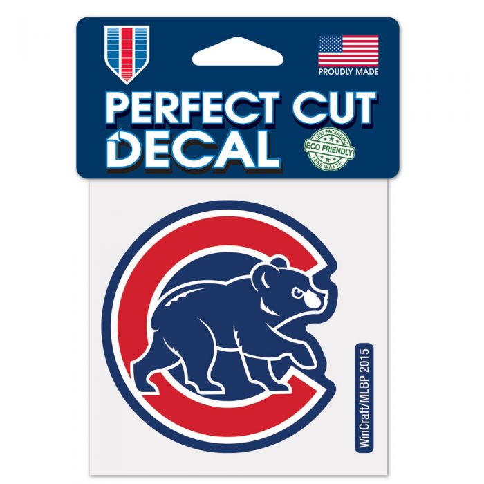 Cubs Crawling Bear Perfect Cut Decal
