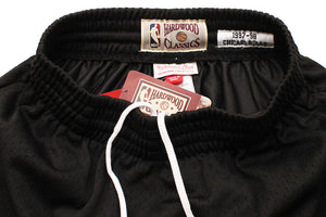 Bulls Mitchell & Ness Swingman Black Shorts