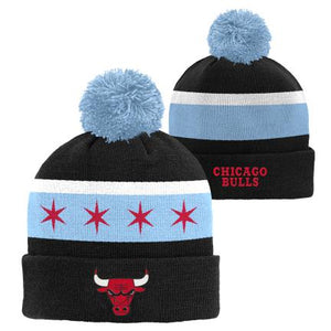 Bulls Youth Chicago Flag Cuffed Knit Pom