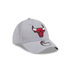 Bulls New Era EG MID Performance 3930