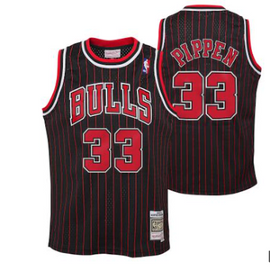 Bulls Mitchell & Ness Youth Pippen Alternate Jersey